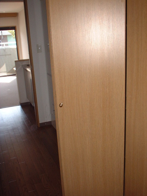 収納　廊下収納