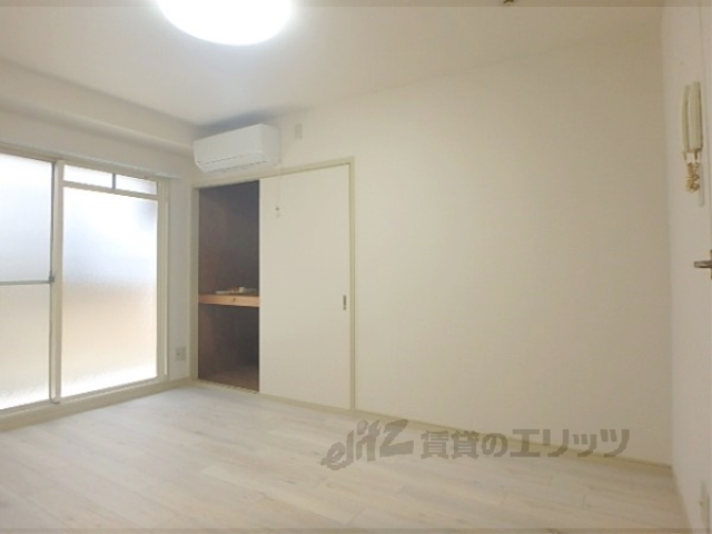 居室・リビング　洋室