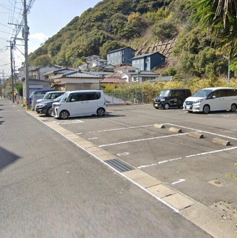 駐車場　駐車場は物件から徒歩1分