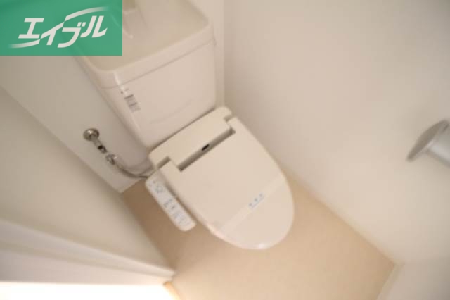 トイレ　温水洗浄暖房便座