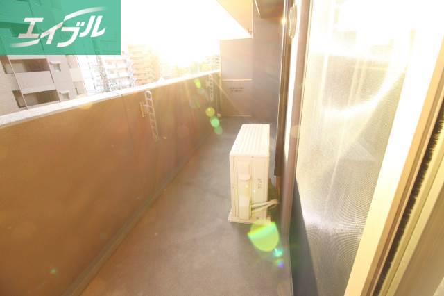 バルコニー　バルコニー