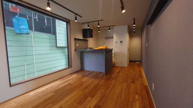 居室・リビング　trias226