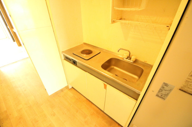 キッチン　シンプルなキッチン。