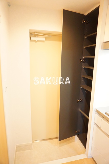 玄関　大容量のシューズボックス♪