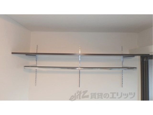 収納　コンセント