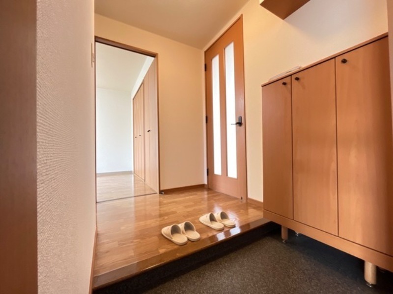 玄関　図面と現状に相違がある場合には現状を優先