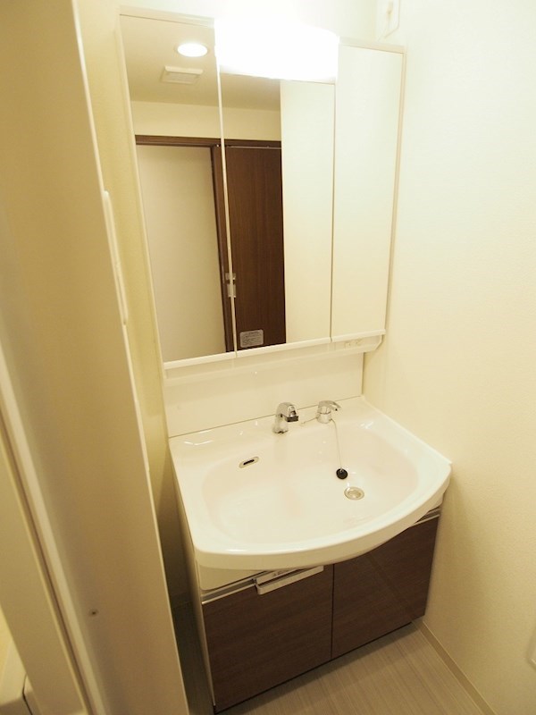 洗面設備　同施工会社の同仕様写真です。