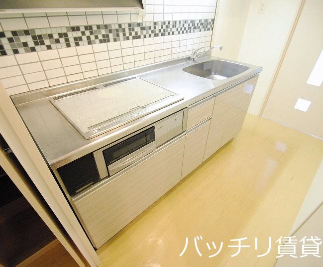 キッチン　※室内写真等は同型タイプの為、現状優先となります。