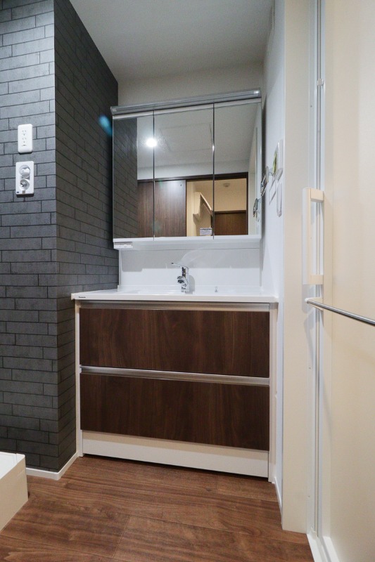 洗面設備　図面と現状に相違がある場合には現状を優先