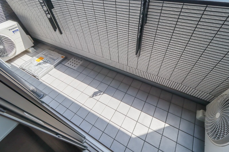 バルコニー　図面と現状に相違がある場合には現状を優先