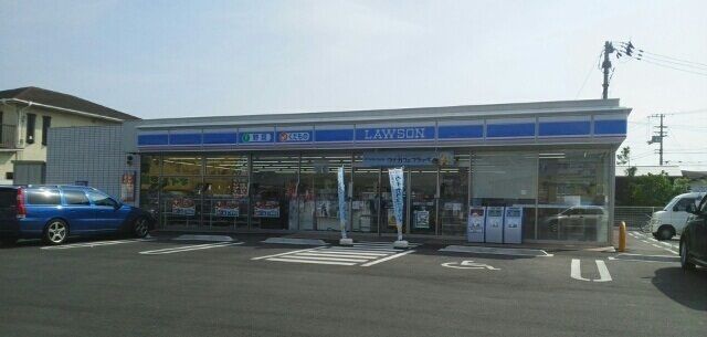 コンビニ　ローソンさん（コンビニ）まで570m