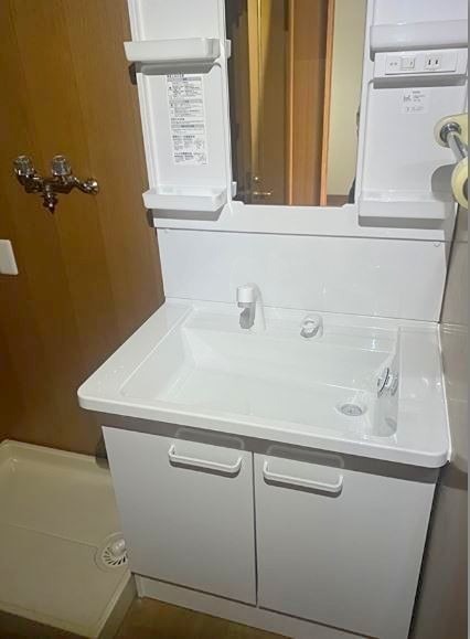 洗面設備　※同仕様写真含む