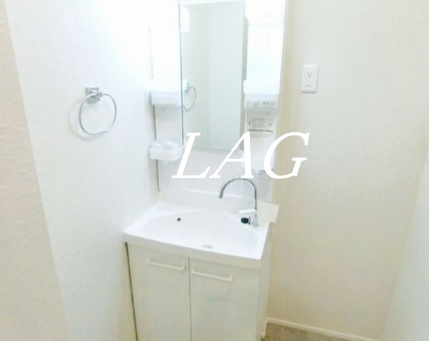 洗面設備　洗面台です。