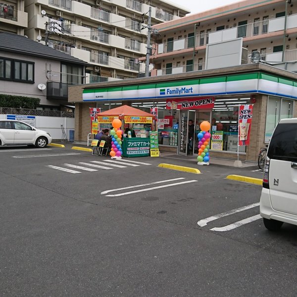 コンビニ　ファミリーマート岡山南中央町店（コンビニ）まで86m