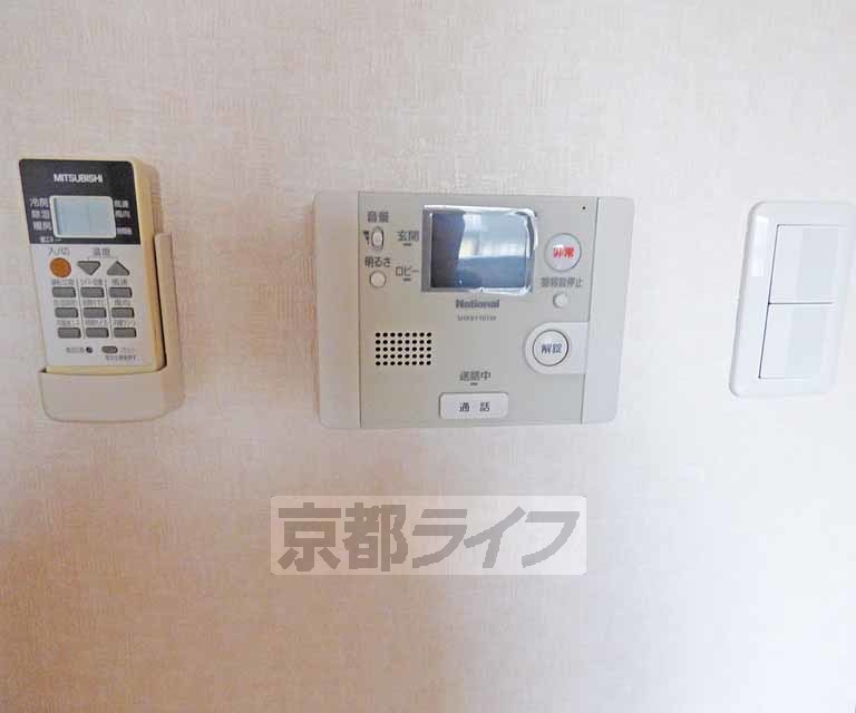 セキュリティ　ＴＶモニター付きインターホンです。