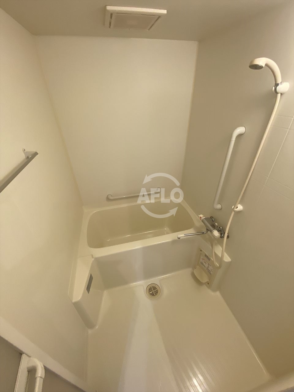 バス・シャワールーム　オーク・イマザトステーション　お風呂