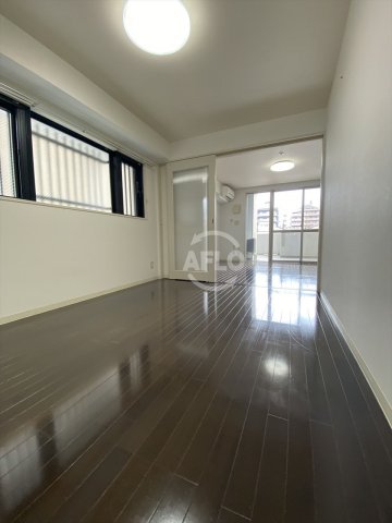 居室・リビング　オーク・イマザトステーション　リビング