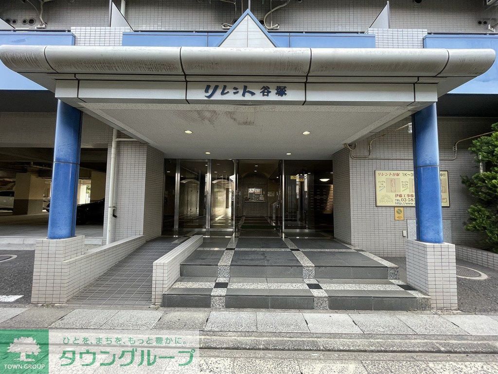 エントランス　エントランス