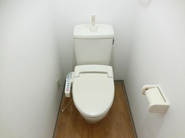 トイレ　ウォシュレット！