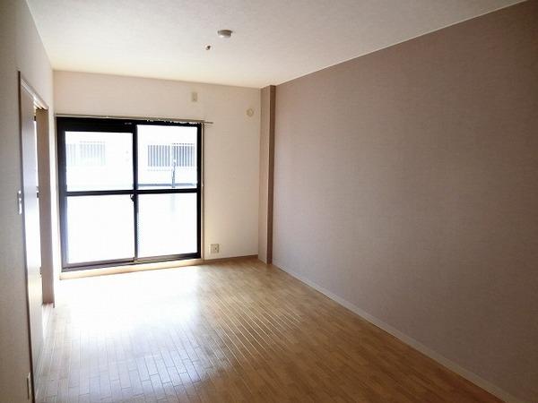 居室・リビング　広々リビング！