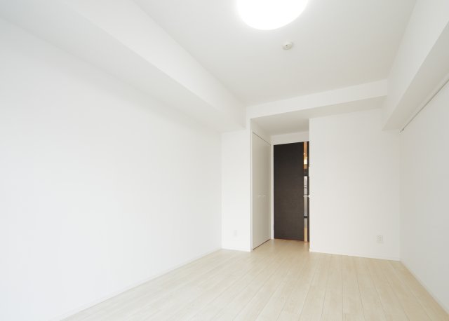 居室・リビング　ゆったり過ごせる居間です