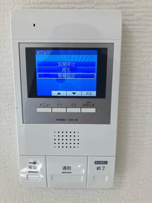 セキュリティ　防犯対策に有効なカメラ付きインターホン！録画機能が付いている