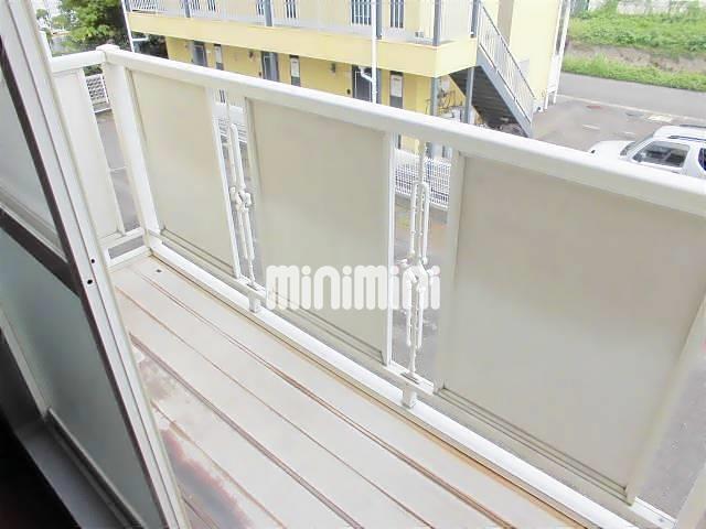 バルコニー　東向きのベランダ。