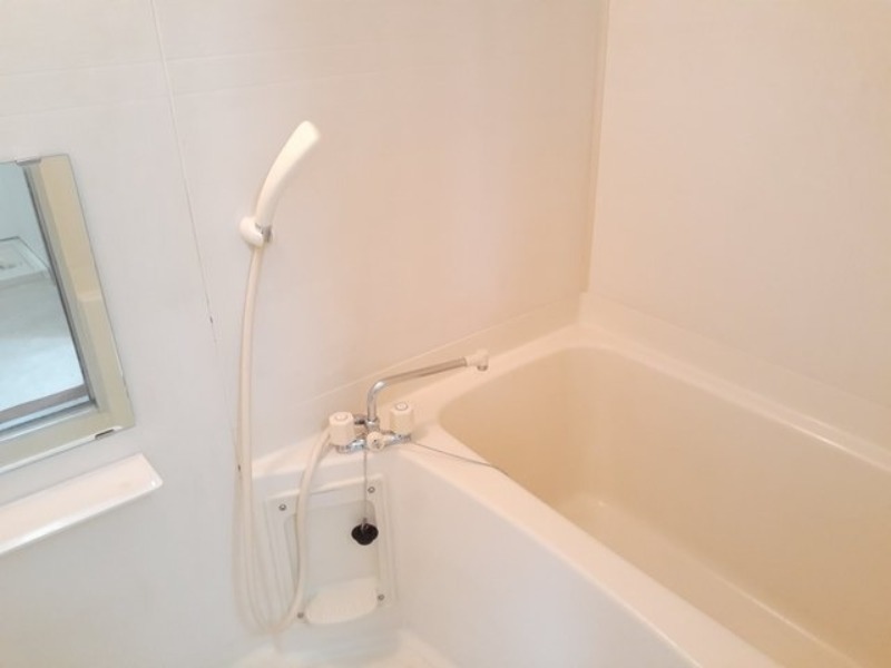 バス・シャワールーム　図面と現状に相違がある場合には現状を優先