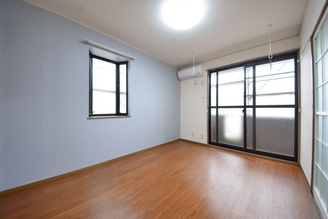 居室・リビング　リビング