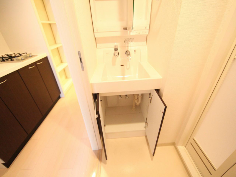 洗面設備　脱衣所　シャンプードレッサー