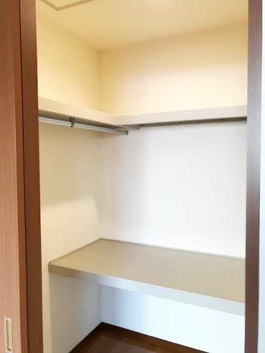 収納　洋室収納※同間取り別部屋の写真です。