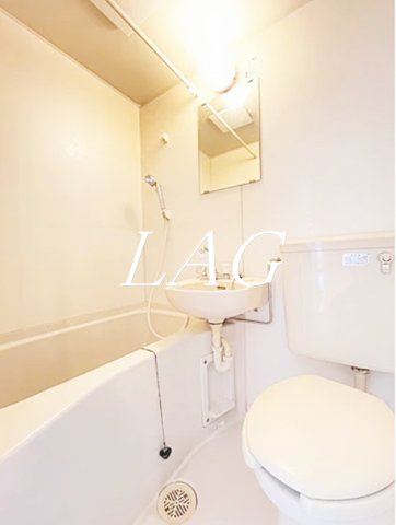 バス・シャワールーム　お風呂です。