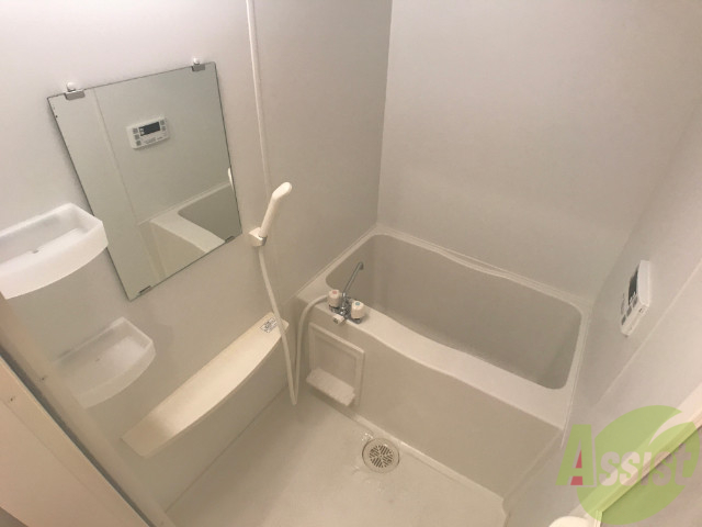 バス・シャワールーム　綺麗な浴槽、まったり出来て疲れも取れますね！