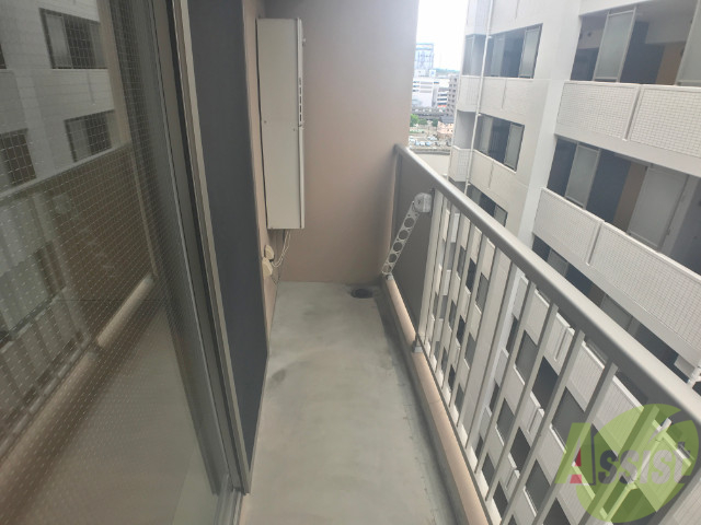 バルコニー　綺麗なバルコニー、外の空気が気持ち良く感じます！