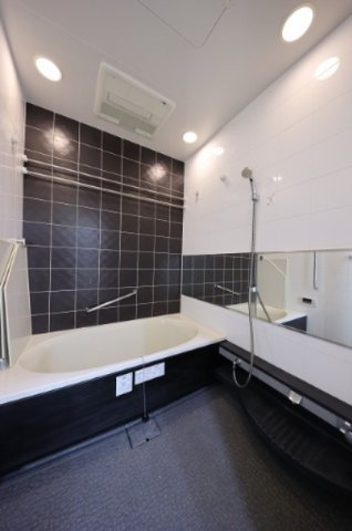 バス・シャワールーム　バス※別部屋参考写真