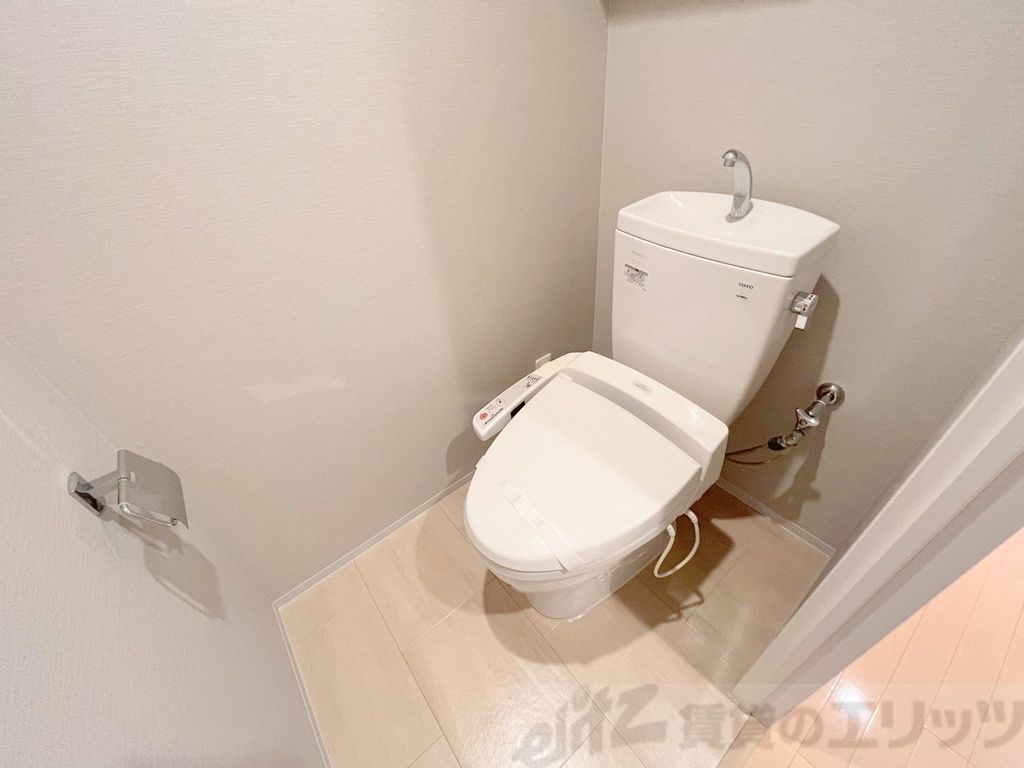 トイレ　トイレ