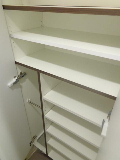 玄関　シューズボックス