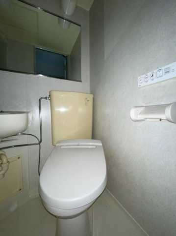 トイレ　別部屋参考写真