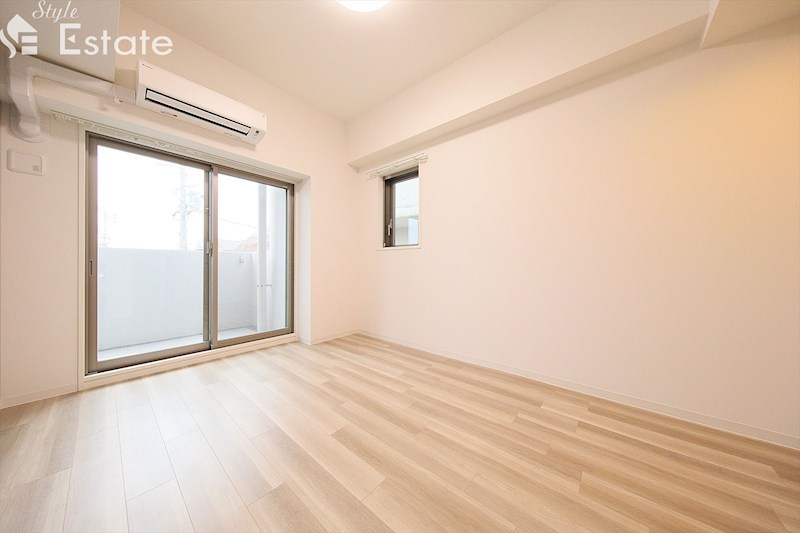 居室・リビング　内装