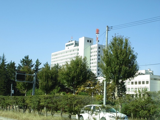 役所　山形県庁（役所）まで1200m