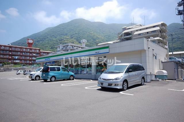 コンビニ　ファミリーマート　門司泉ヶ丘店（コンビニ）まで1317m