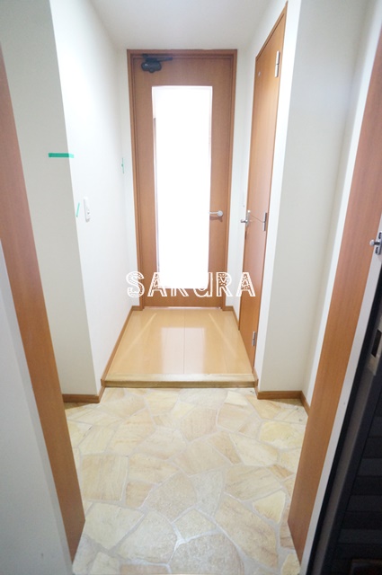 玄関　ゆとりある玄関スペース♪