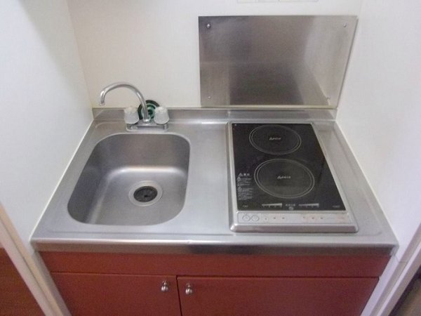 キッチン　IHコンロのキッチンです。