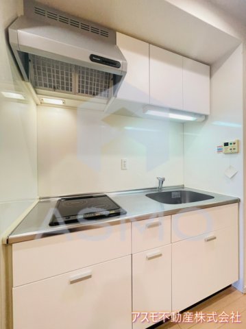 キッチン　同マンション別部屋　参考写真