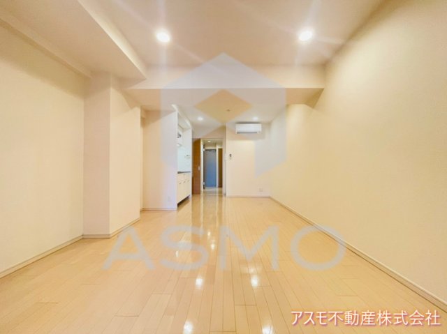 居室・リビング　同マンション別部屋　参考写真