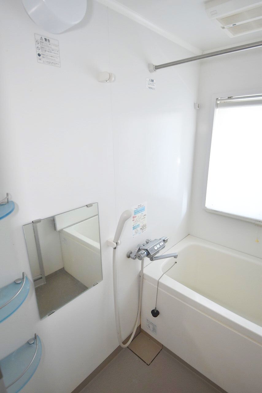 バス・シャワールーム　雨の日に嬉しい浴室乾燥機付！