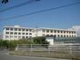 中学校　桑名市立陽和中学校（中学校）まで2064m