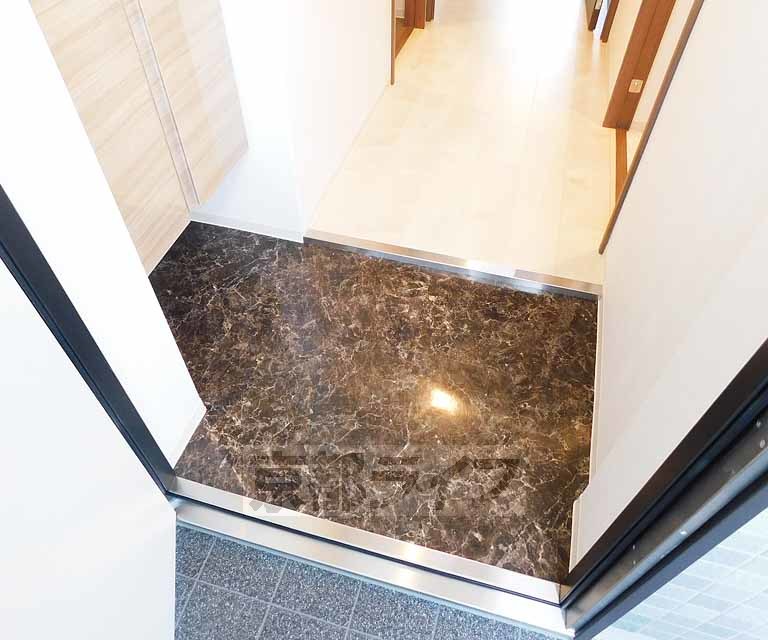 玄関　玄関広いです！