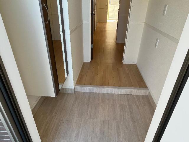 玄関　玄関（イメージ）