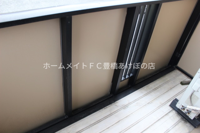 バルコニー　同型別部屋写真